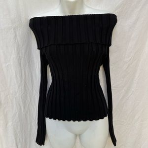 Black knit off shoulder Top